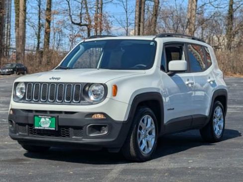 Used 2018 Jeep Renegade Latitude image 8