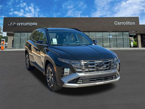 New 2025 Hyundai Tucson Limited image 3