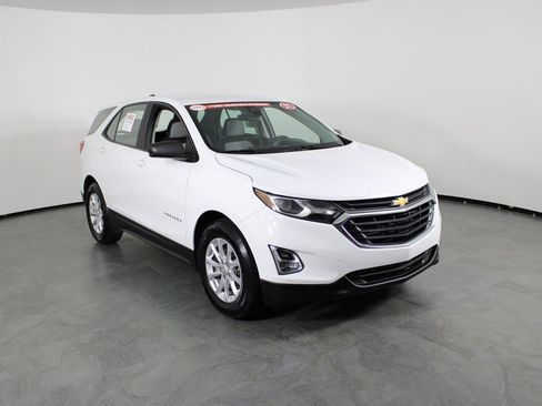 Used 2021 Chevrolet Equinox LS image 12