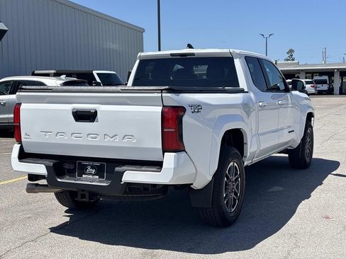 Used 2024 Toyota Tacoma TRD Sport RWD image 5