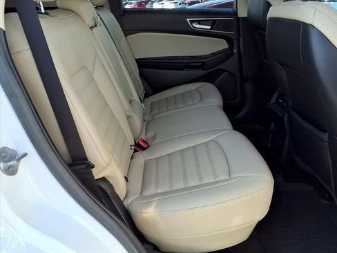 Used 2019 Ford Edge SEL w/ Equipment Group 201A image 15