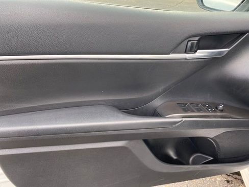 Used 2023 Toyota Camry SE image 14