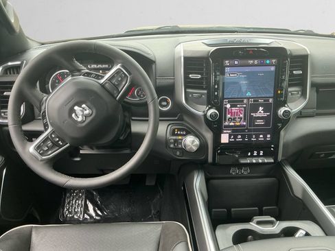 Used 2026 RAM 1500 Laramie AWD/4WD image 10