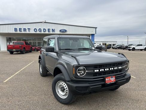 New 2025 Ford Bronco Base image 1
