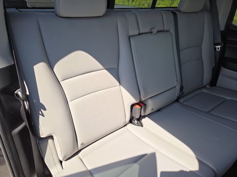 Used 2023 Honda Ridgeline RTL-E image 25