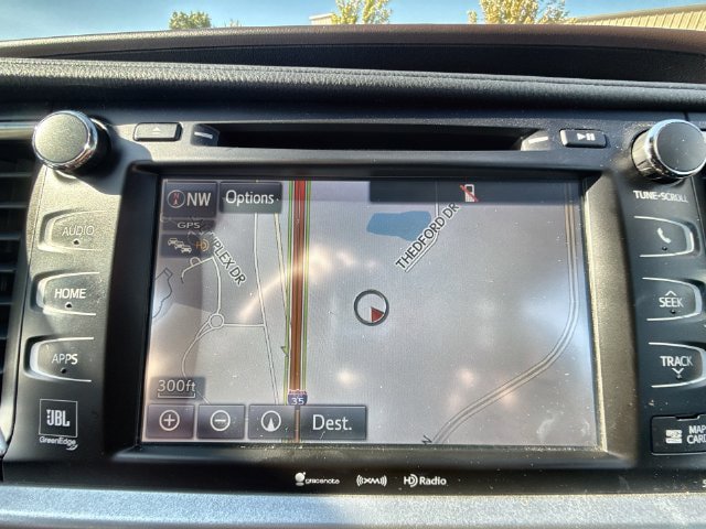 Used 2017 Toyota Highlander Limited Platinum AWD/4WD image 18