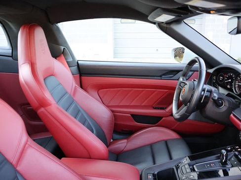 Used 2023 Porsche 911 Targa 4 GTS image 11