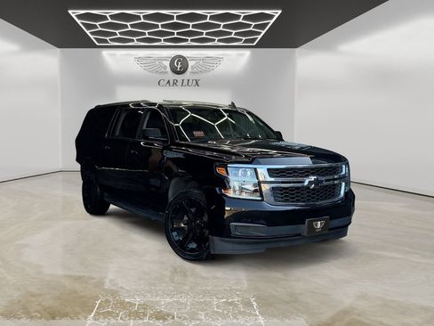 Used 2019 Chevrolet Suburban LT RWD image 7