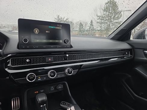 Certified 2024 Honda Civic Sport image 19