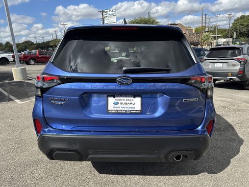 New 2026 Subaru Forester Touring image 4