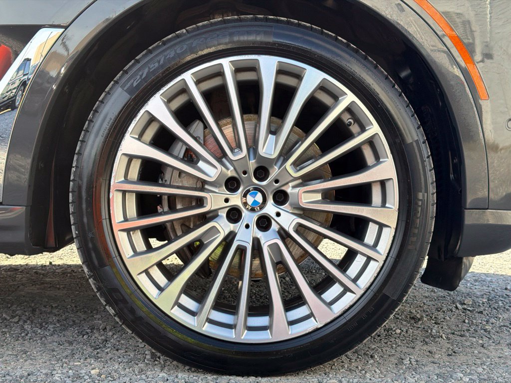 Used 2024 BMW X7 xDrive40i w/ Executive Package AWD/4WD image 11