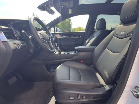 New 2025 Cadillac XT5 Premium Luxury w/ Technology Package image 7