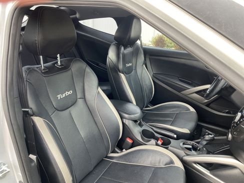 Used 2015 Hyundai Veloster Turbo w/ Option Group 04 image 21