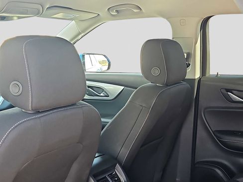 Used 2025 Chevrolet Blazer LT image 16