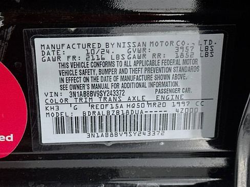 Used 2025 Nissan Sentra S image 30