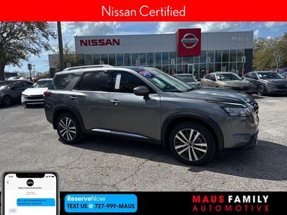 Certified 2022 Nissan Pathfinder Platinum w/ Lighting Package (N92)