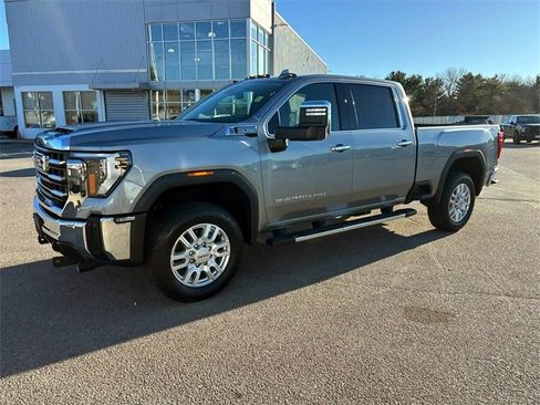 Used 2024 GMC Sierra 2500 SLT image 5