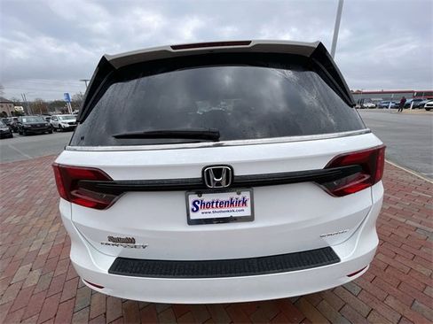 Used 2024 Honda Odyssey Sport image 30