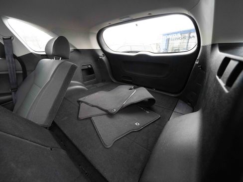 Used 2016 Kia Sorento L image 24