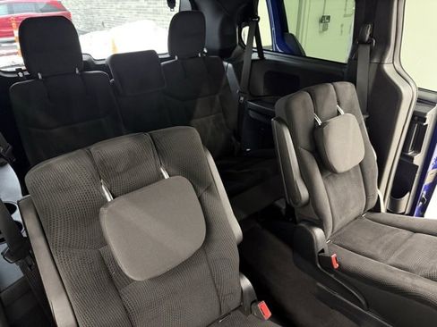 Used 2020 Dodge Grand Caravan SE image 20