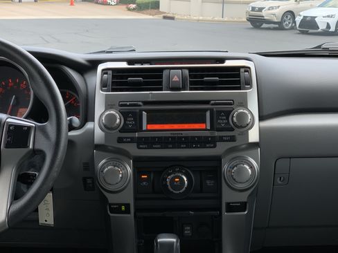Used 2013 Toyota 4Runner SR5 w/ Convenience Pkg AWD/4WD image 30