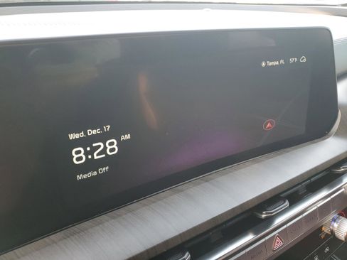 Certified 2023 Kia Telluride SX image 21