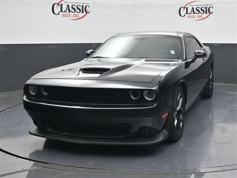 Used 2020 Dodge Challenger R/T w/ Blacktop Package image 4