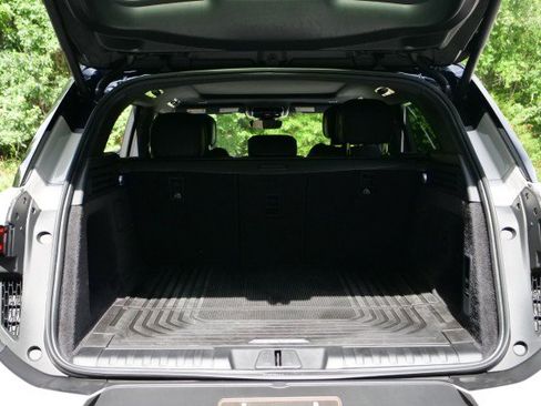 Used 2026 Land Rover Range Rover Sport SE AWD/4WD image 40
