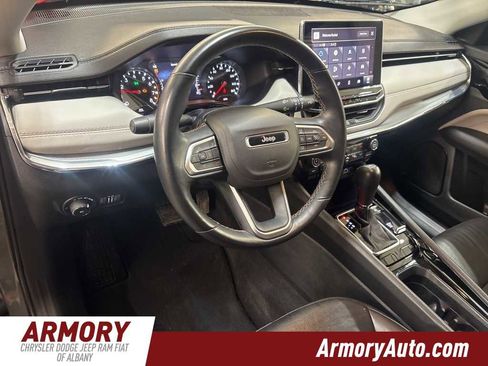 Used 2022 Jeep Compass Limited image 9