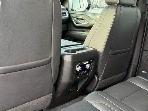 Used 2024 GMC Yukon SLT image 26