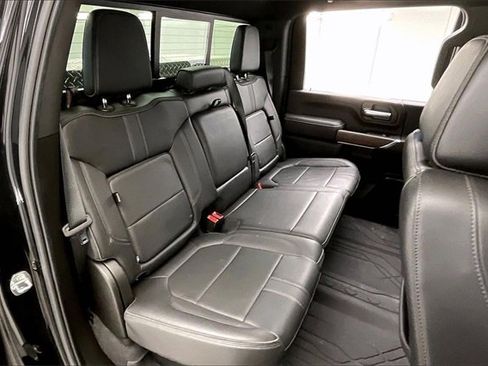 Used 2022 Chevrolet Silverado 3500 High Country image 19