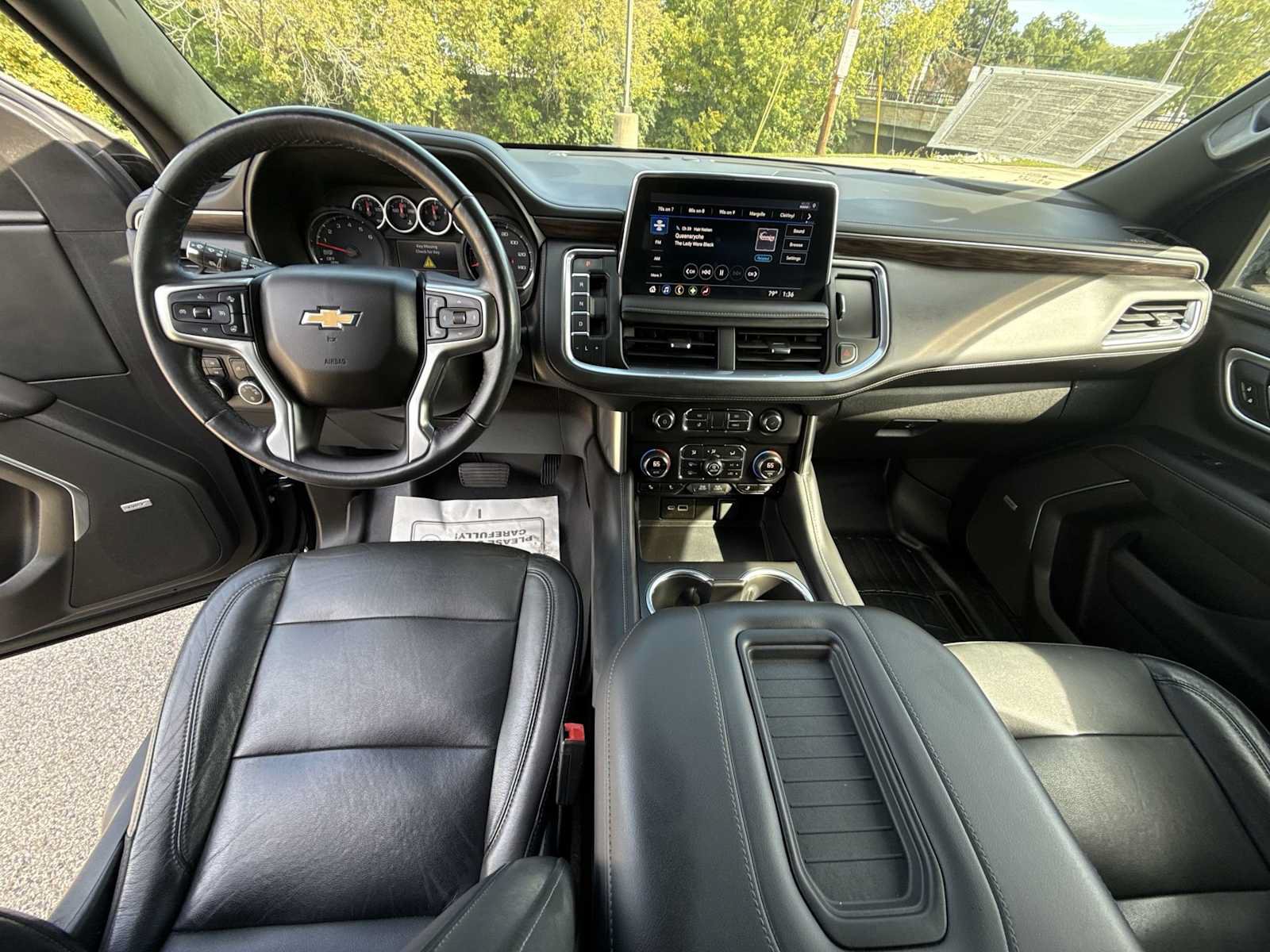 Used 2021 Chevrolet Tahoe LT w/ LT Signature Package AWD/4WD image 20