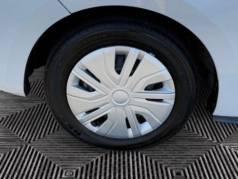 Used 2024 Mitsubishi Mirage ES FWD image 14