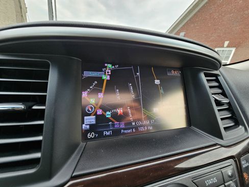 Used 2016 Nissan Pathfinder SL w/ SL Premium Package image 30