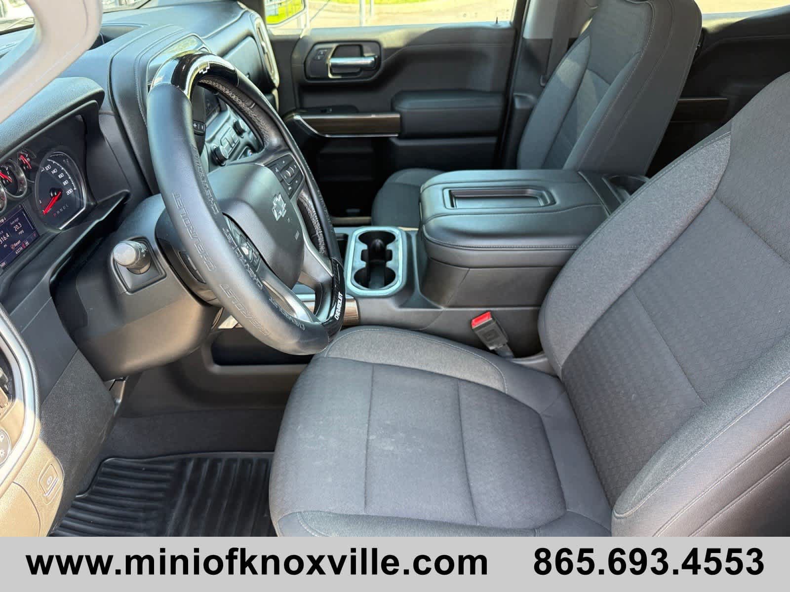 Used 2020 Chevrolet Silverado 1500 RST AWD/4WD image 14