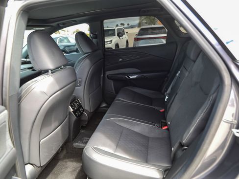 Used 2025 Lexus RX 450h AWD w/ Convenience Package image 18
