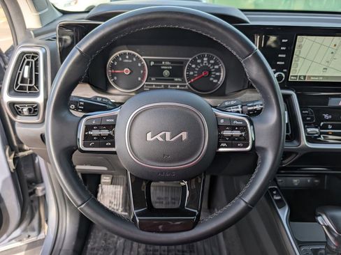 Certified 2023 Kia Sorento S w/ Panoramic Sunroof Package image 25