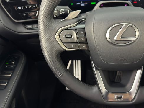 Used 2024 Lexus TX 500h AWD w/ Technology Package image 21