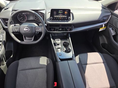 New 2026 Nissan Rogue SV FWD image 7