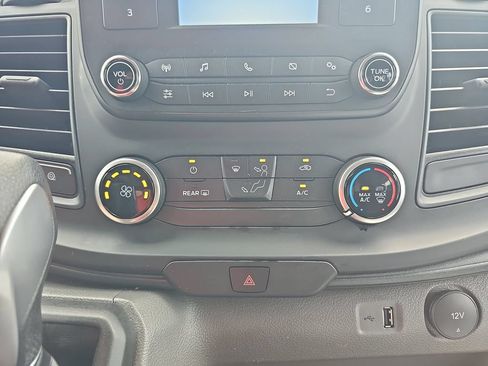 Used 2025 Ford Transit 250 Low Roof w/ Exterior Upgrade Package RWD image 22