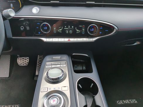 Used 2022 Genesis GV70 3.5T Sport w/ Sport Advanced Package AWD/4WD image 29