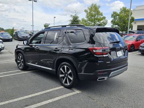 Used 2024 Honda Pilot Touring image 6
