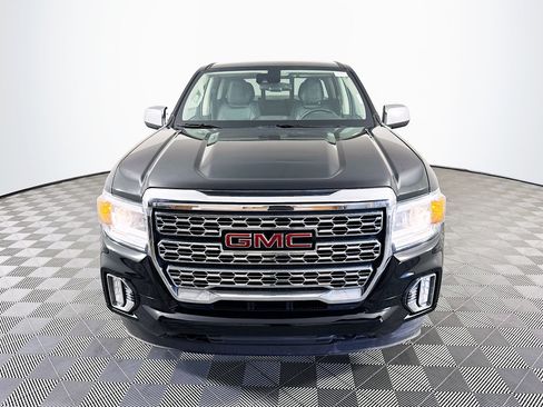 Used 2022 GMC Canyon Denali image 2