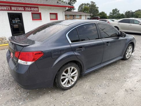 Used 2013 Subaru Legacy 2.5i Premium w/ All-Weather Pkg AWD/4WD image 3