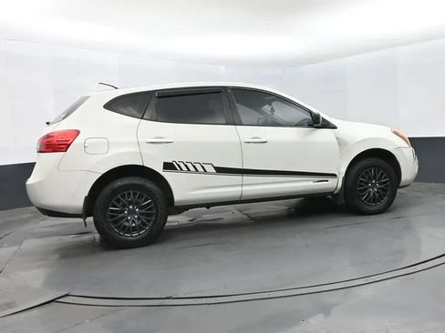 Used 2010 Nissan Rogue S AWD/4WD image 4