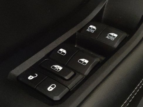 Used 2022 Jeep Grand Cherokee Limited 4xe image 27