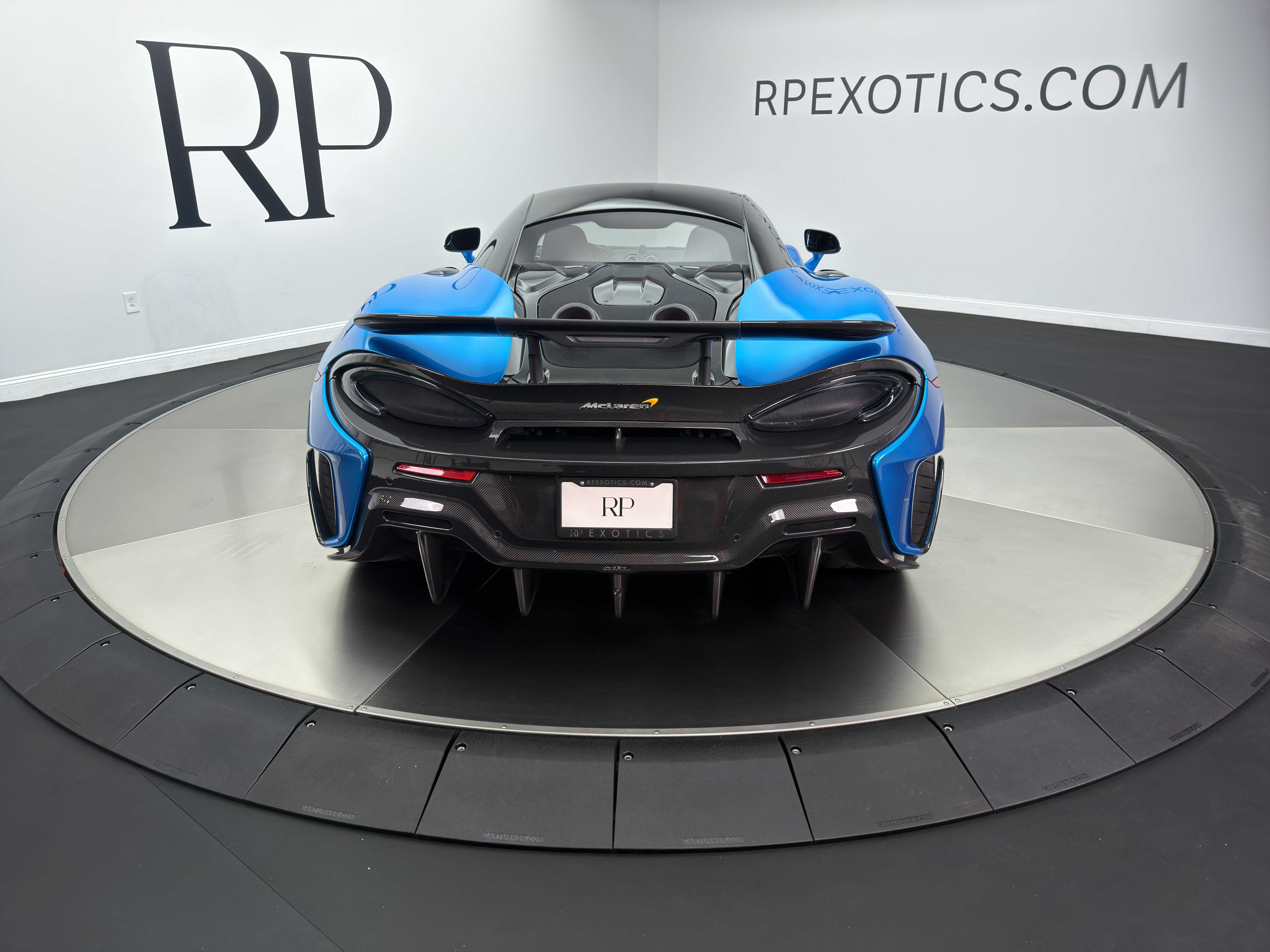 Used 2019 McLaren 600LT RWD image 5