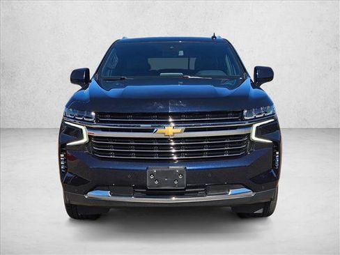 Used 2023 Chevrolet Tahoe LT w/ Luxury Package image 2
