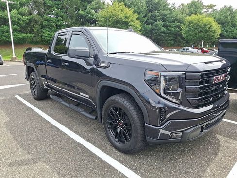 Used 2024 GMC Sierra 1500 Elevation AWD/4WD image 3
