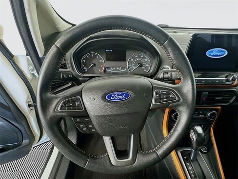 Used 2021 Ford EcoSport SE w/ SE Convenience Package image 11